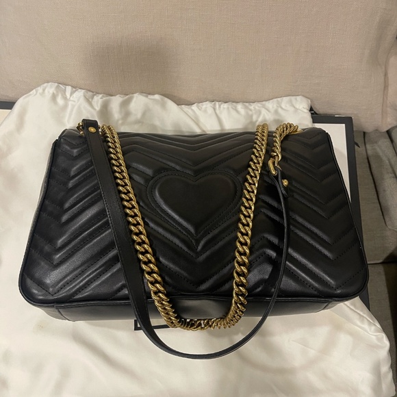 GG Marmont Flap Bag Medium - Picture 6 of 10